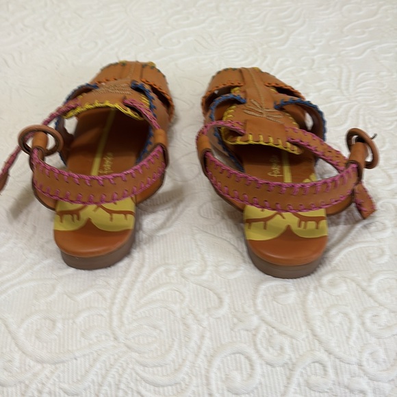 Farm Rio sandals size 7 - Picture 3 of 6
